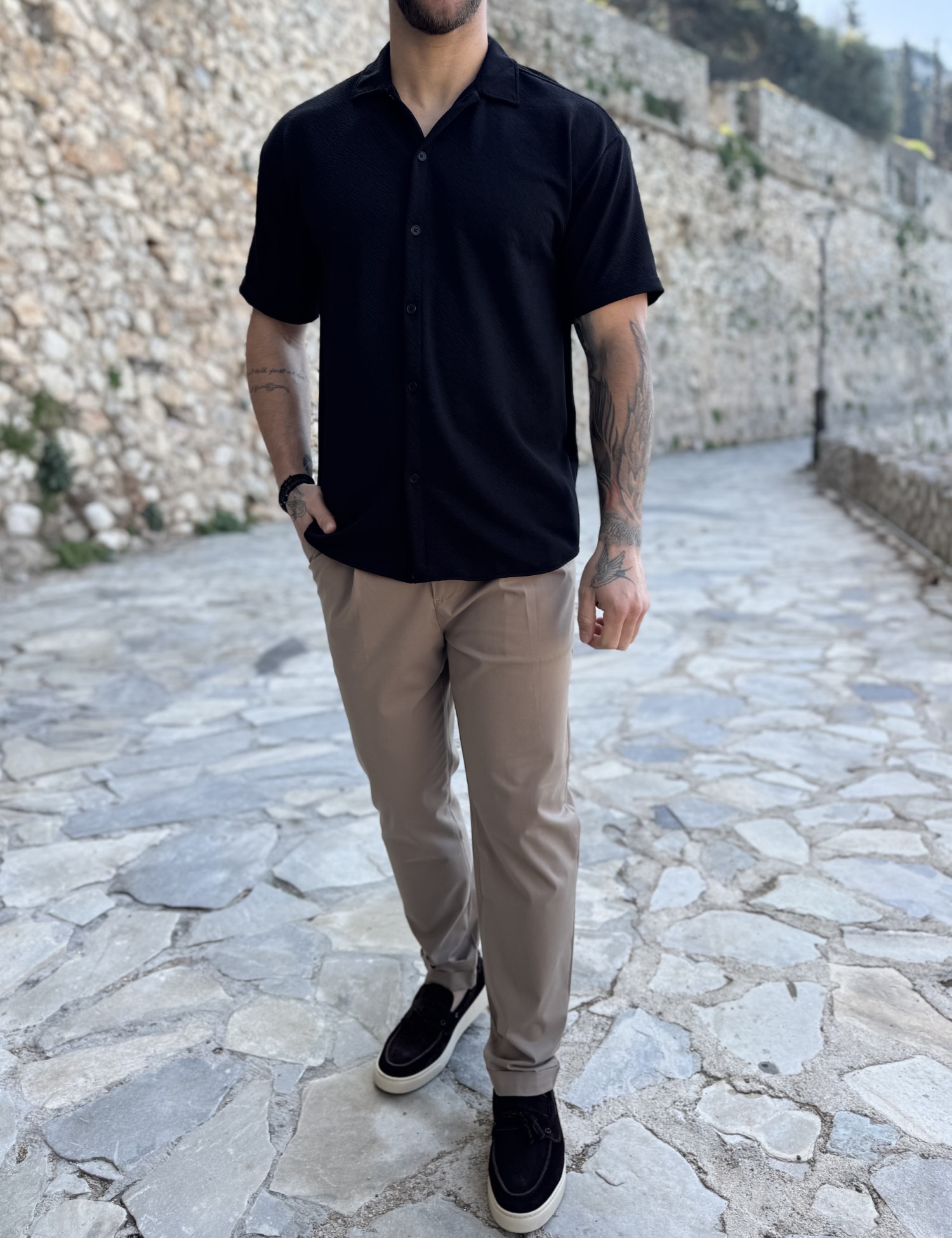 Ανδρικό γκοφρέ μαύρο oversized κοντομάνικο πουκάμισο RMZ19138M φωτογραφία